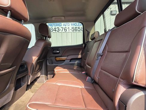 Used 2014 Chevrolet Silverado 1500 High Country w/ High Country Premium Package RWD image 20