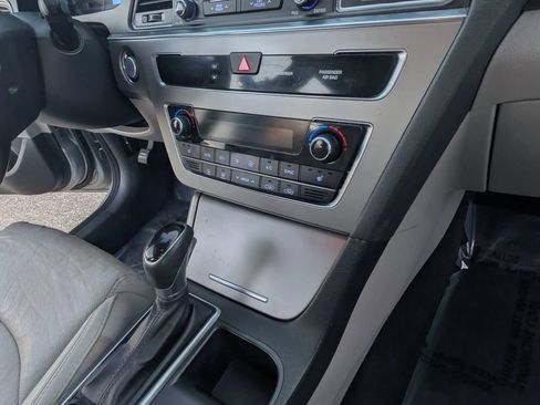 Used 2015 Hyundai Sonata Limited FWD image 16