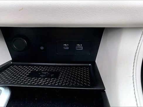 Used 2024 Nissan Pathfinder SL image 16