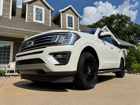 Used 2021 Ford Expedition XLT AWD/4WD image 24