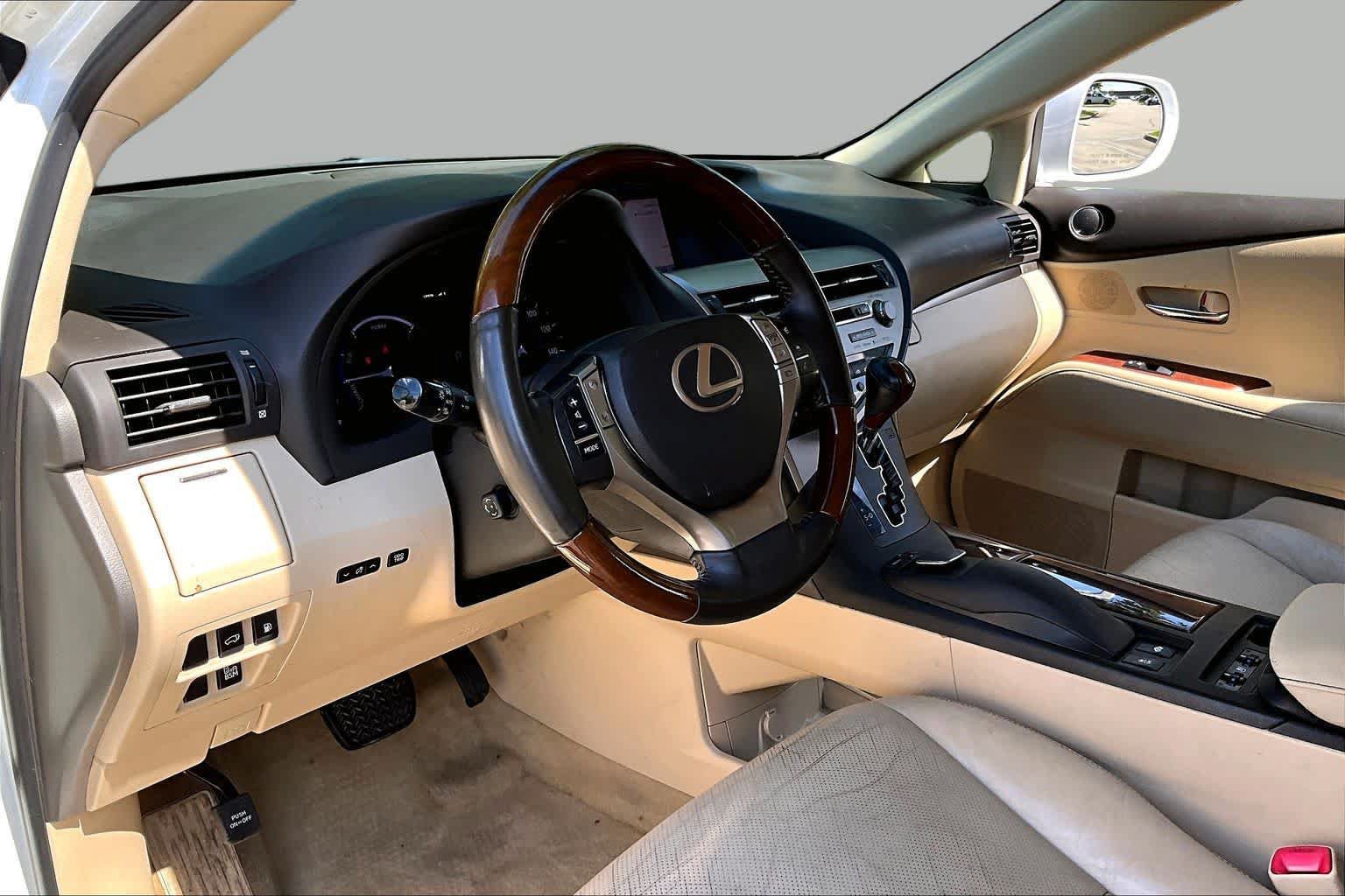Used 2013 Lexus RX 450h FWD w/ Navigation Pkg image 15