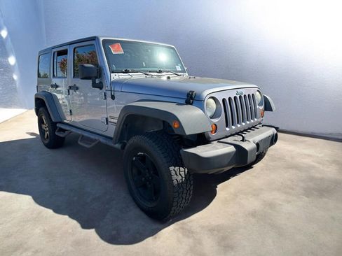 Used 2013 Jeep Wrangler Unlimited Sport image 14