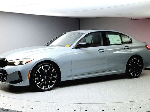 Used 2025 BMW 330i xDrive Sedan w/ M Sport Package image 3