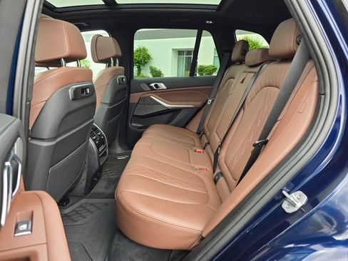 Used 2024 BMW X5 xDrive40i w/ Premium Package AWD/4WD image 26