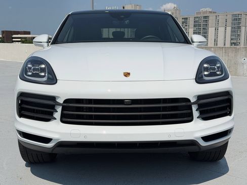 Certified 2023 Porsche Cayenne Coupe AWD/4WD image 6