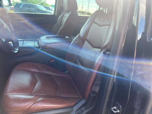 Used 2015 Cadillac Escalade ESV Premium AWD/4WD image 9