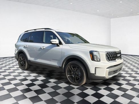 Used 2023 Kia Telluride EX X-Line AWD/4WD image 3