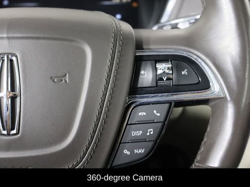 Used 2017 Lincoln Continental Reserve w/ Technology Package image 10