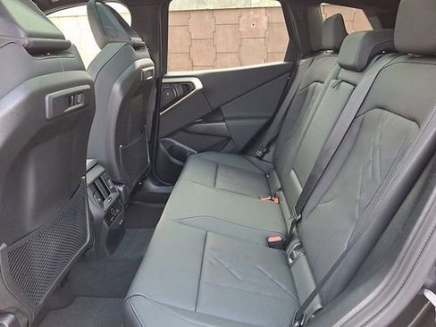 Certified 2025 BMW X3 xDrive30i w/ Premium Package image 5