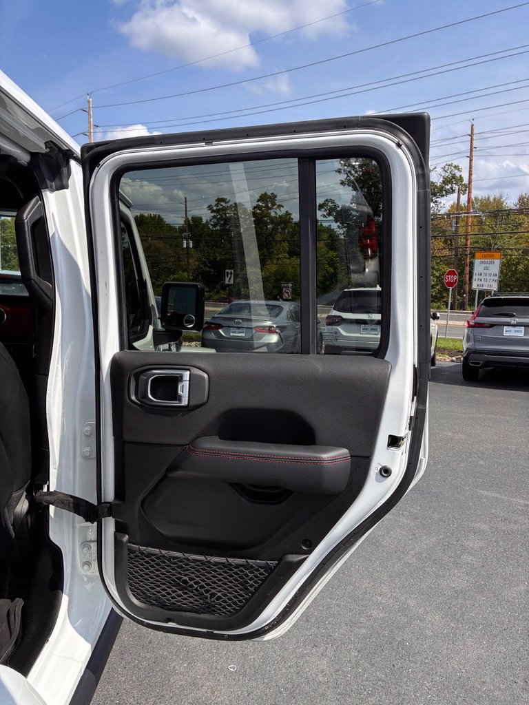 Used 2022 Jeep Wrangler Unlimited Rubicon AWD/4WD image 26