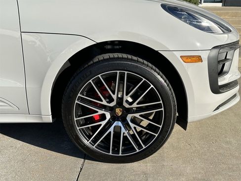 New 2026 Porsche Macan S image 11