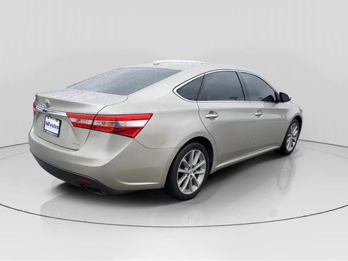 Used 2014 Toyota Avalon XLE Touring image 4