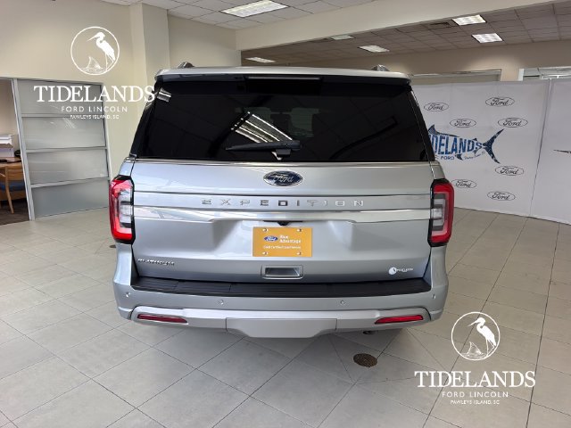 Certified 2023 Ford Expedition Platinum AWD/4WD image 7