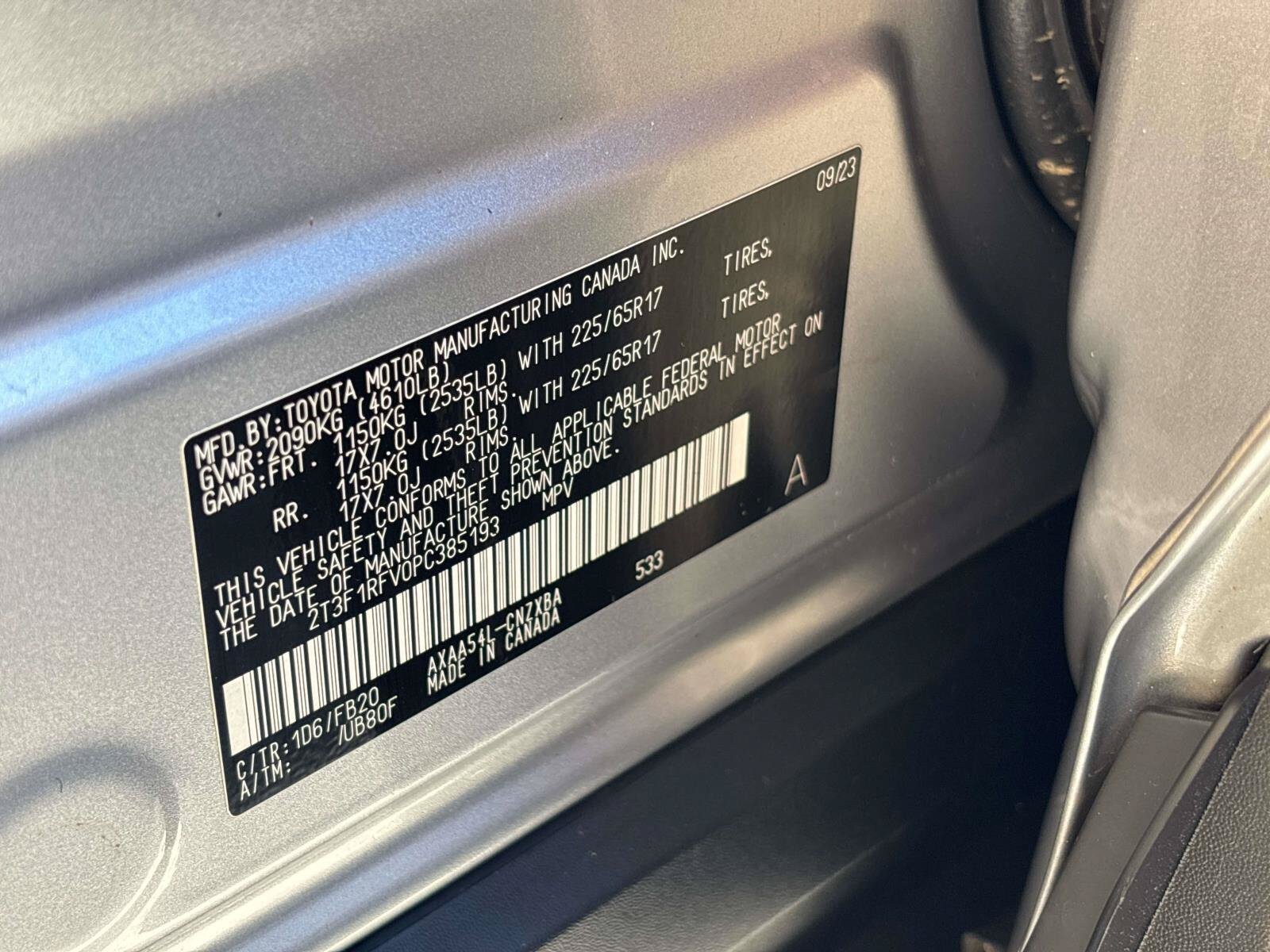 Used 2023 Toyota RAV4 LE AWD/4WD image 25