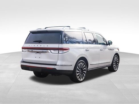 Used 2022 Lincoln Navigator Black Label image 5