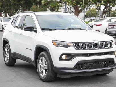 Used 2024 Jeep Compass Latitude