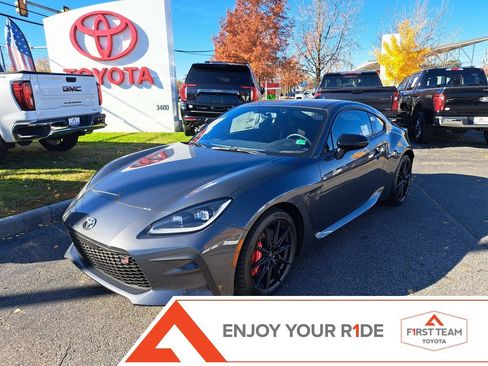 New 2025 Toyota GR86 Premium image 1