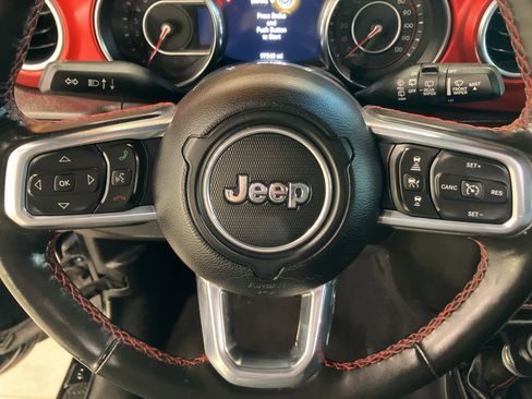 Used 2021 Jeep Wrangler Unlimited Rubicon w/ Uconnect 4C Nav & Sound Group image 15