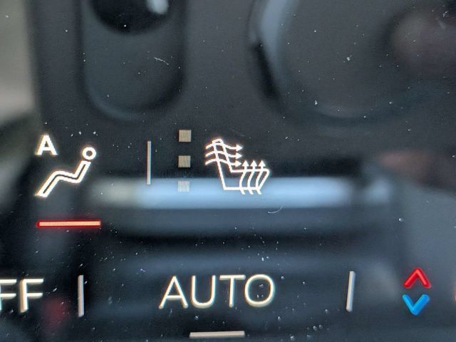 Used 2026 GMC Terrain Elevation w/ Elevation Premium Package FWD image 23
