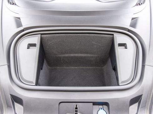 Used 2025 Porsche Taycan RWD image 62