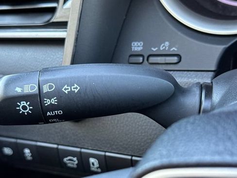Used 2024 Toyota Camry XLE FWD image 38
