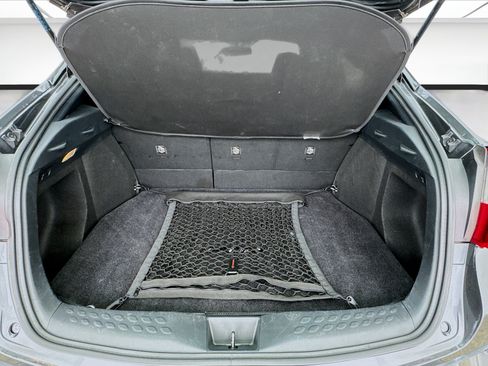 Used 2018 Toyota C-HR XLE FWD image 16