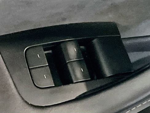 Used 2023 Tesla Model 3 Long Range AWD/4WD image 16