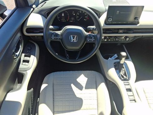 Certified 2024 Honda HR-V LX image 11