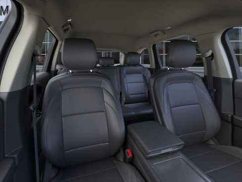 New 2026 Lincoln Nautilus Premier AWD/4WD image 10