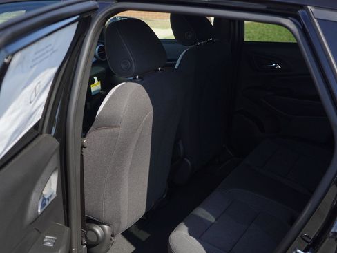 New 2026 Chevrolet Trax RS w/ Sunroof Package image 27