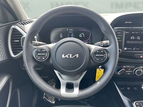 Used 2024 Kia Soul LX w/ Option Group 015 image 12