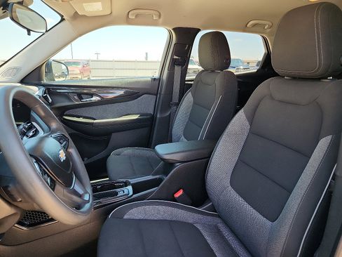 Used 2024 Chevrolet TrailBlazer LT image 13