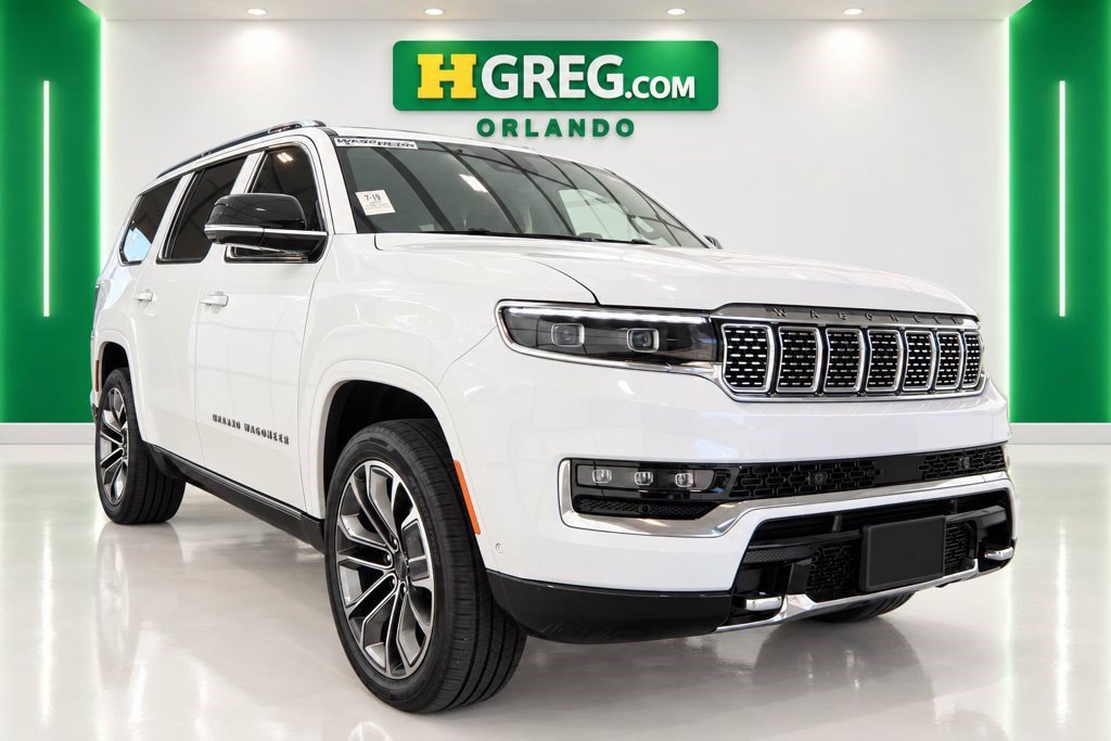 Used 2024 Jeep Grand Wagoneer Series III w/ HD Trailer Tow Package AWD/4WD image 4