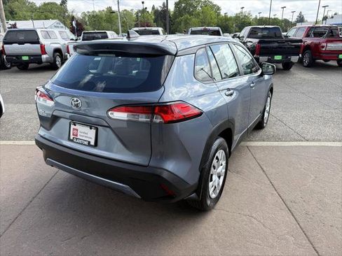 Certified 2024 Toyota Corolla Cross L FWD image 8