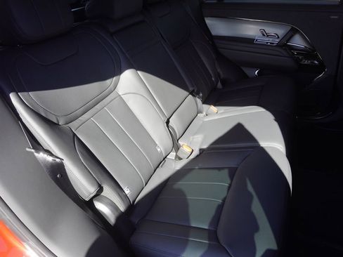 New 2025 Land Rover Range Rover Sport SE image 27