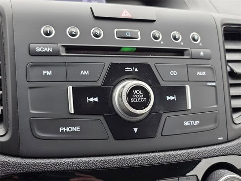 Used 2015 Honda CR-V LX image 30