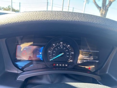 Used 2016 Ford Expedition EL XLT w/ Equipment Group 202A image 17