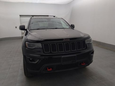 Used 2018 Jeep Grand Cherokee Trailhawk w/ Trailhawk Luxury Group AWD/4WD image 14