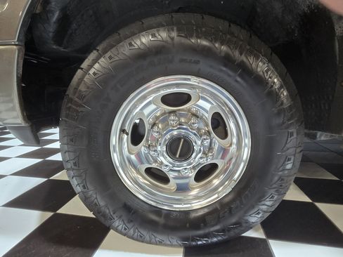 Used 2005 Ford Excursion Limited image 18