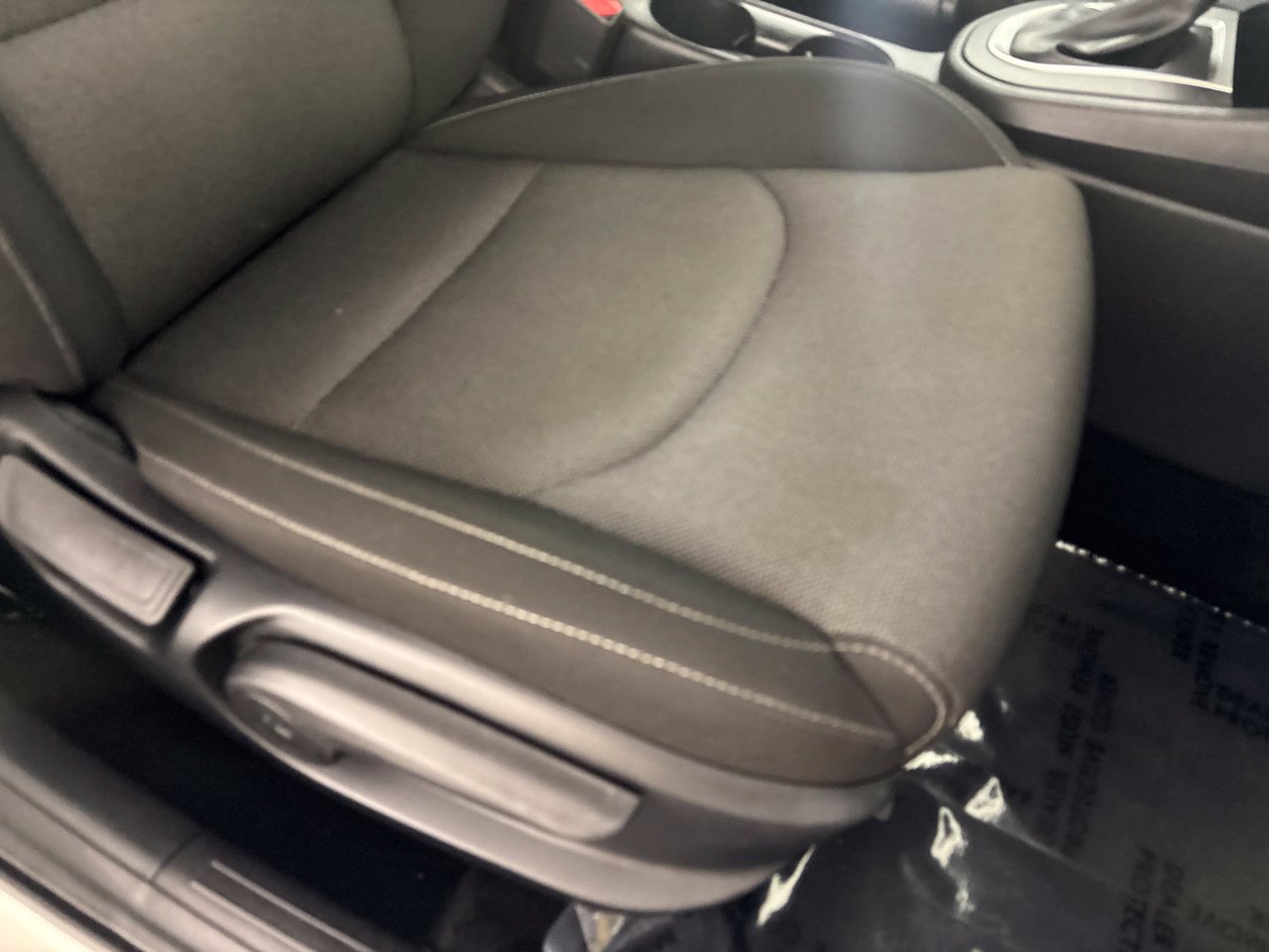 Used 2024 Kia Forte LXS FWD image 30