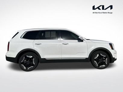 Used 2024 Kia Telluride S w/ S Sunroof Package