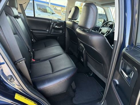 Certified 2023 Toyota 4Runner TRD Off-Road Premium w/ Moonroof Package AWD/4WD image 30