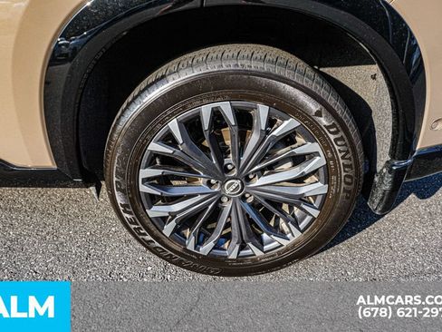 Used 2024 Nissan Rogue Platinum w/ Platinum Premium Package FWD image 17