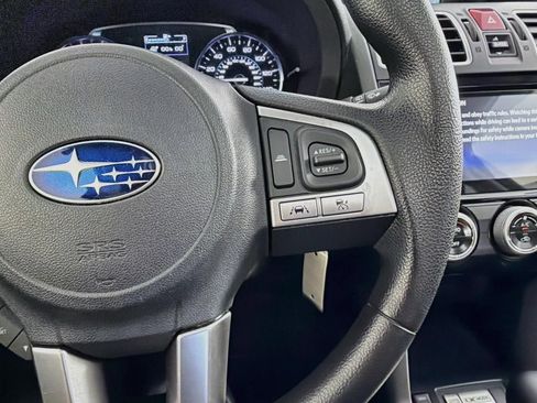 Used 2017 Subaru Forester 2.5i Premium AWD/4WD image 46