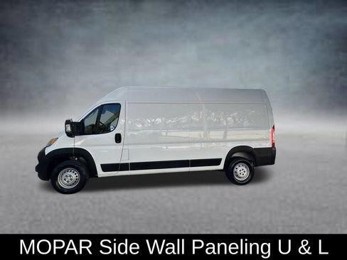 Used 2023 RAM ProMaster 2500 FWD image 4