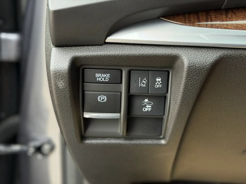 Used 2017 Acura MDX SH-AWD w/ Technology Package image 32