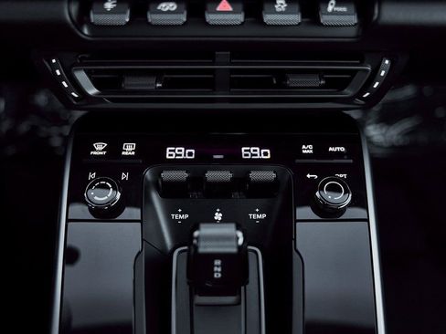 Used 2021 Porsche 911 Turbo S image 62