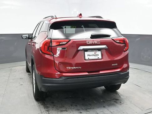 Used 2020 GMC Terrain SLE w/ Driver Convenience Package AWD/4WD image 5