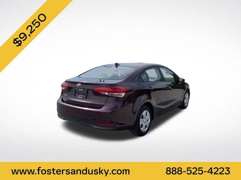 Used 2017 Kia Forte LX FWD image 5