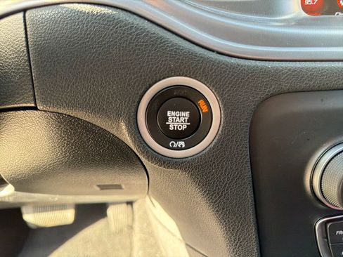 Used 2023 Dodge Charger R/T w/ Blacktop Package image 28